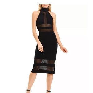 Q  Gorgeous dress Herver Leger